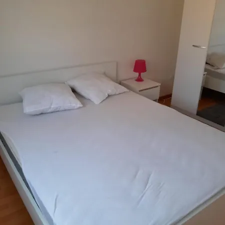 Homeday Duplex Type F3 Prox Commerce Et Transport Apartamento *